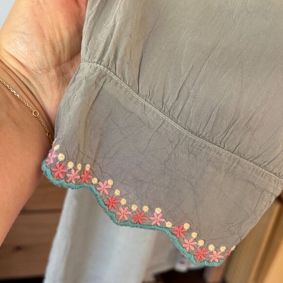 Johnny Was Silky Floral Embroidered Tunic Blouse - Picture 5 of 8